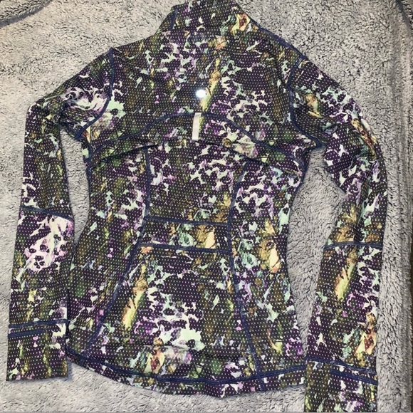 Lululemon Define Floral Jacket - Picture 3 of 5